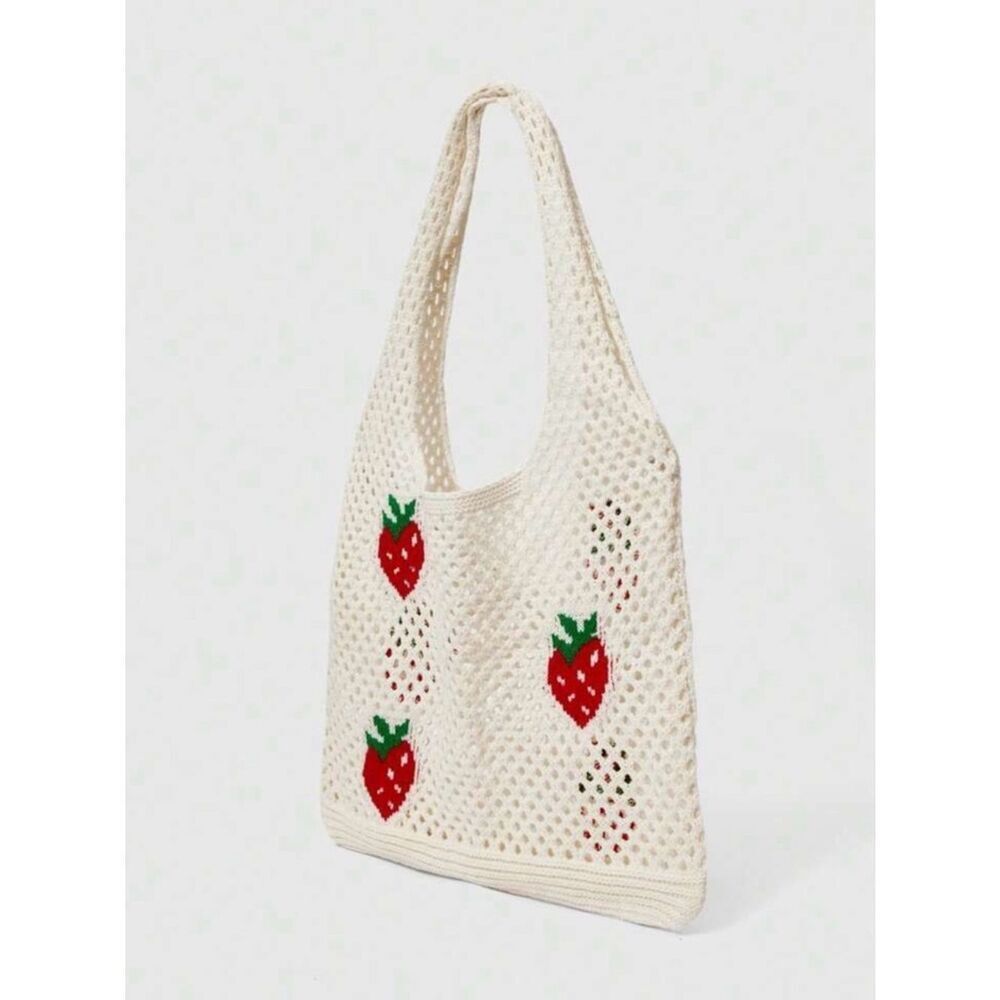 Strawberry tote - Picture 2 of 6